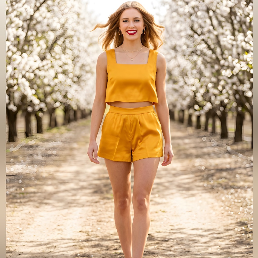 Hemline‎ Mustard Yellow Satin Two Piece Set Crop Top and Shorts Size L